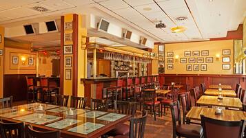 Bar (in der Unterkunft)