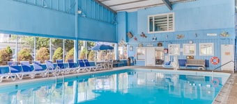 Americas Best Value Inn & Suites Hyannis Cape Cod