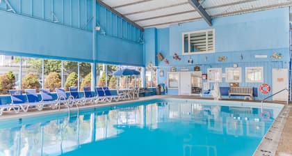 Americas Best Value Inn & Suites Hyannis Cape Cod