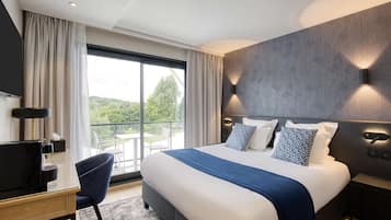 Deluxe Room, 1 King Bed, Balcony, Golf View (Twin bed on request) | 1 bedroom, premium bedding, minibar, in-room safe