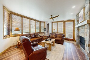 Condo, 6 Bedrooms | View from room