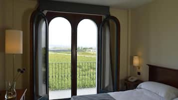 Minibar, in-room safe, desk, blackout drapes