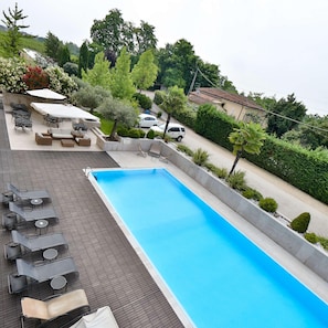 Indoor pool, outdoor pool