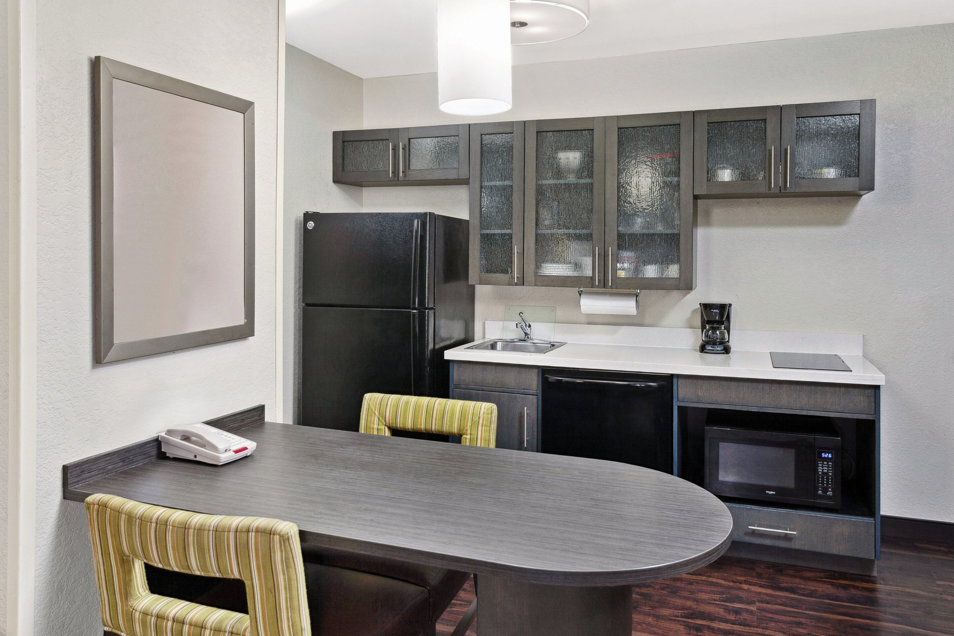 suite, 1 bedroom, accessible (mobility) | 1 bedroom, desk, laptop workspace, iron/ironing board