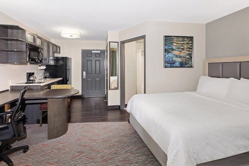 Candlewood Suites Appleton by IHG