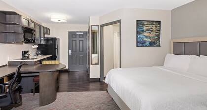 Candlewood Suites Appleton by IHG
