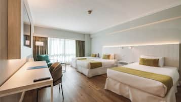 Twin Superior Avenue View | Minibar, in-room safe, desk, blackout drapes