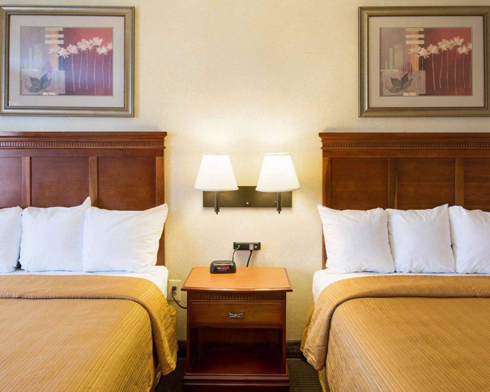 Sengetøy av topp kvalitet, safe på rommet, skrivebord og lydisolert