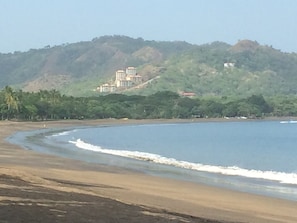 Beach nearby, beach towels, water skiing, motor boating