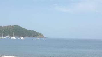Beach nearby, beach towels, water skiing, motor boating