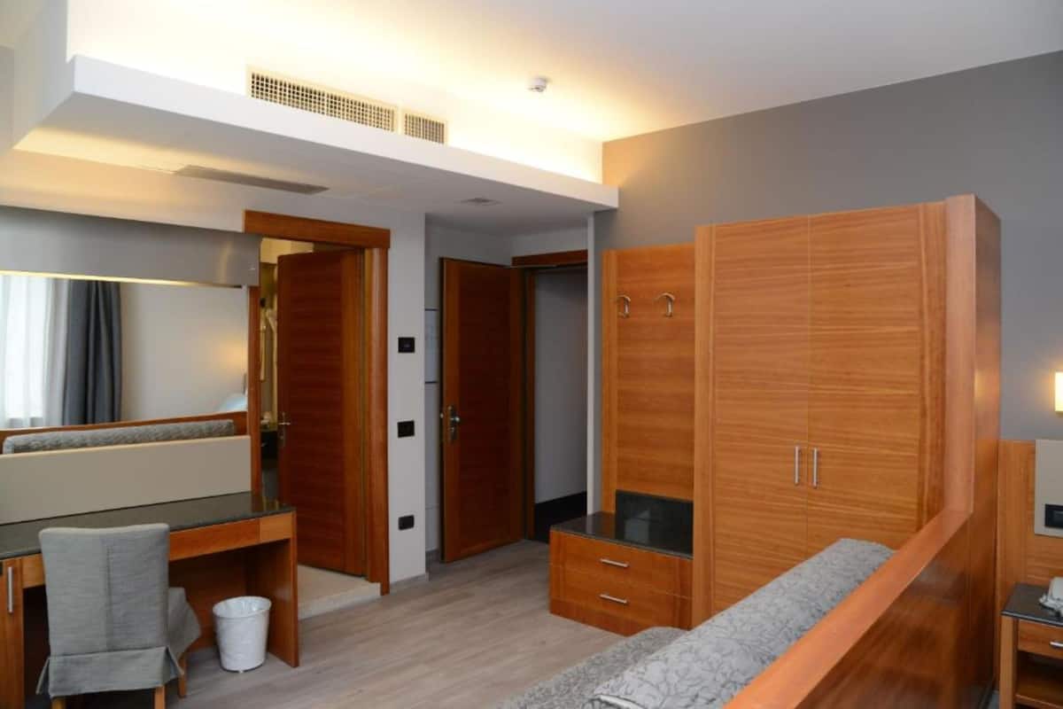 Suite, 1 King Bed with Sofa bed, Balcony | Down comforters, minibar, in-room safe, desk