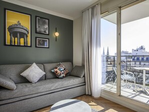 Coffres-forts dans les chambres, bureau, chambres insonorisées