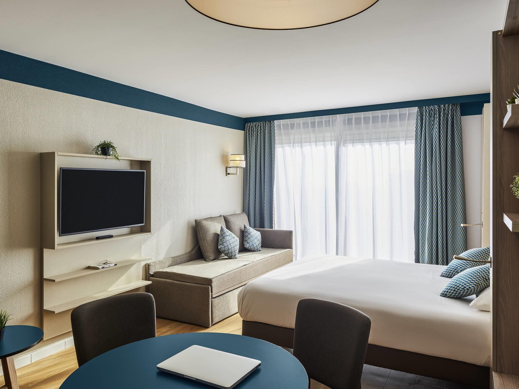 In-room safe, desk, soundproofing, iron/ironing board