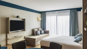 In-room safe, desk, soundproofing, iron/ironing board