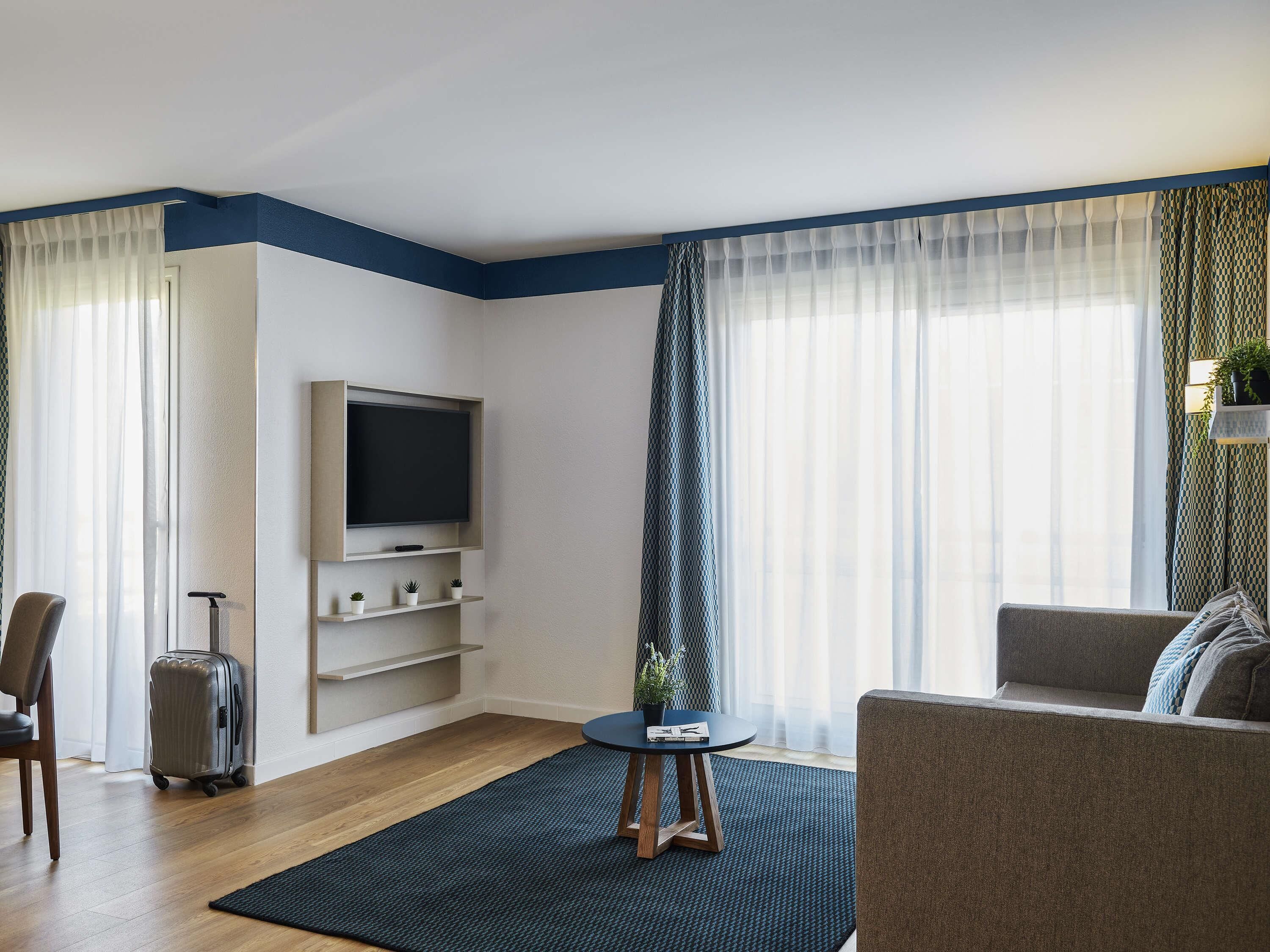 Apartamento, 1 habitación | Caja fuerte, escritorio, sistema de insonorización