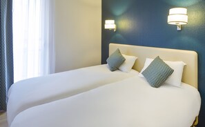 Apartment, 2 Bedrooms | In-room safe, desk, soundproofing, iron/ironing board