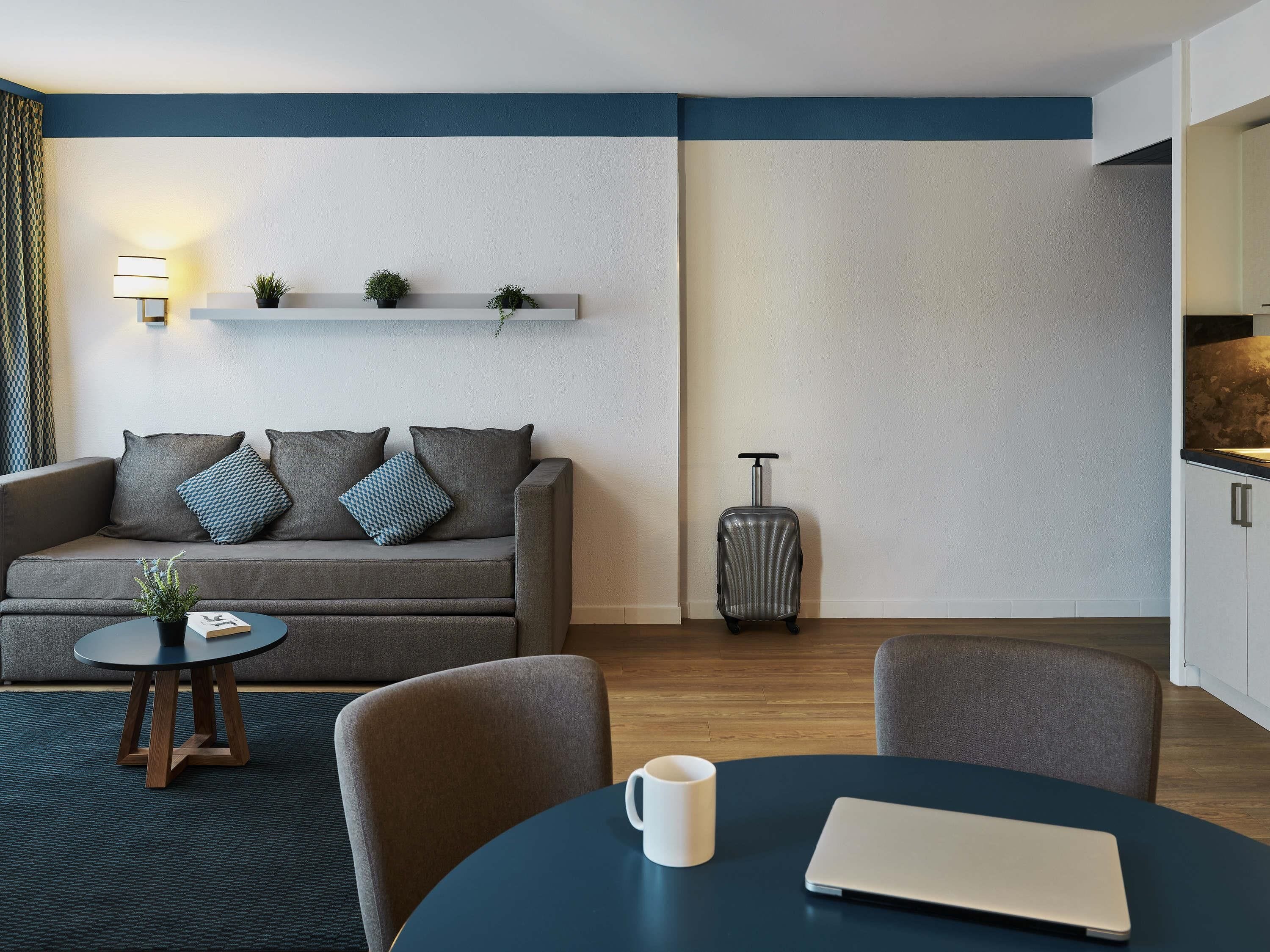 In-room safe, desk, soundproofing, iron/ironing board