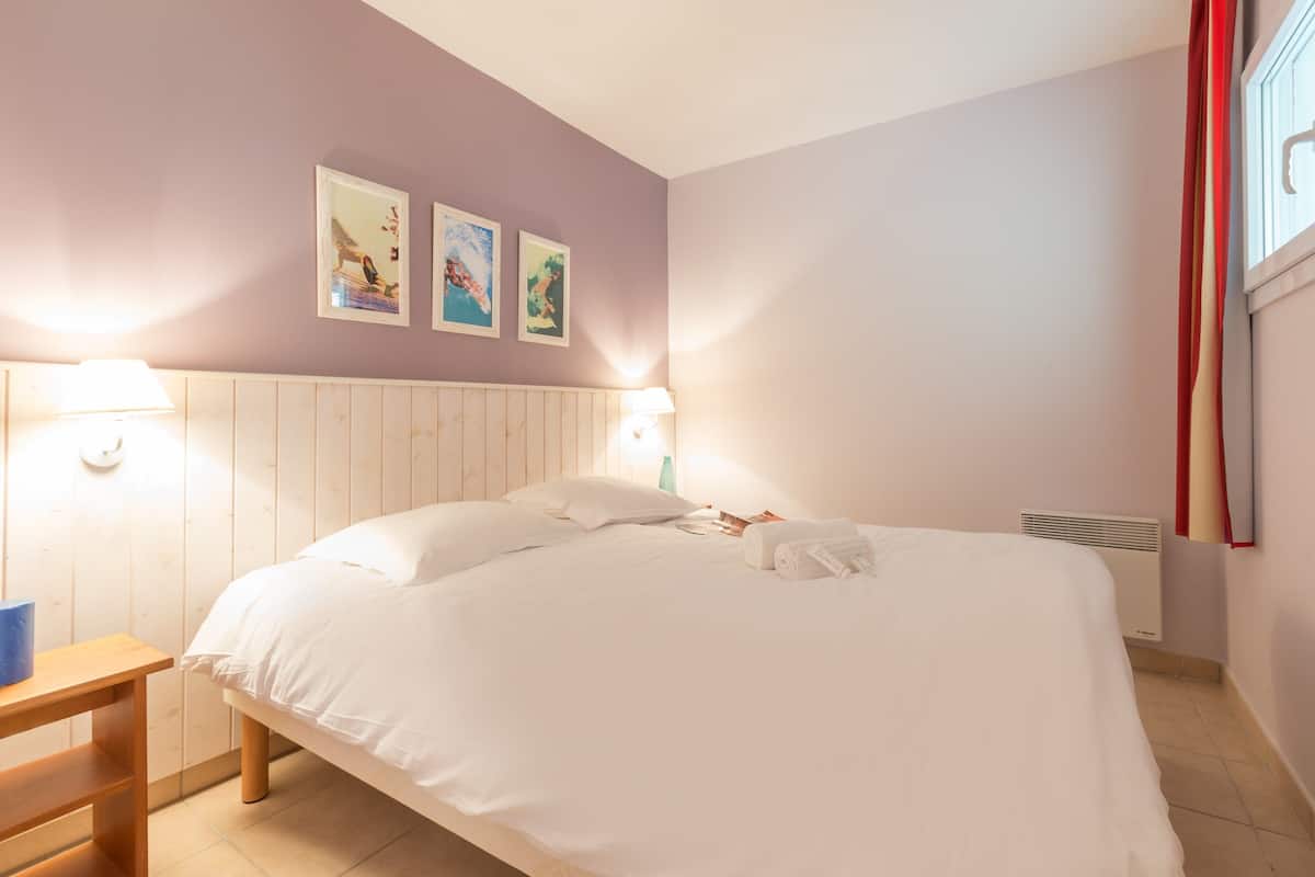Apartamento Confort | Cortinas opacas, tabla de planchar con plancha, cunas (de pago) y wifi
