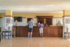 Reception - Résidence Pierre & Vacances Le Domaine de Bourgenay (Talmont-Saint-Hilaire)