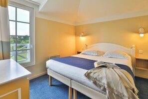 Maison 6 personnes - 2 chambres - Terrasse - Duplex - Quartier Domaine du Moulin - Rénové