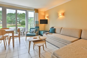Ferienhaus, 2 Schlafzimmer, Terrasse | Wohnbereich