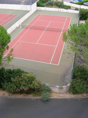 Tennis court