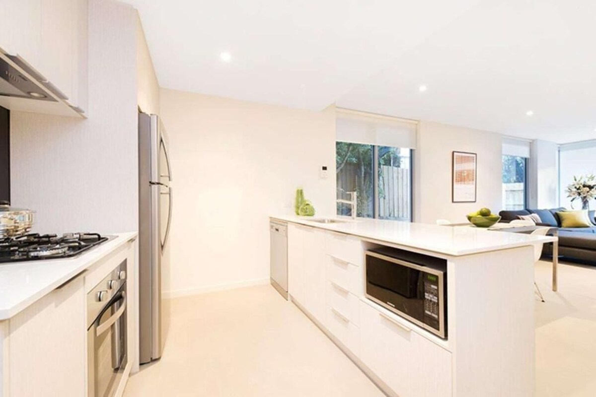 Private kitchen | Coffee/tea maker, fridge, microwave