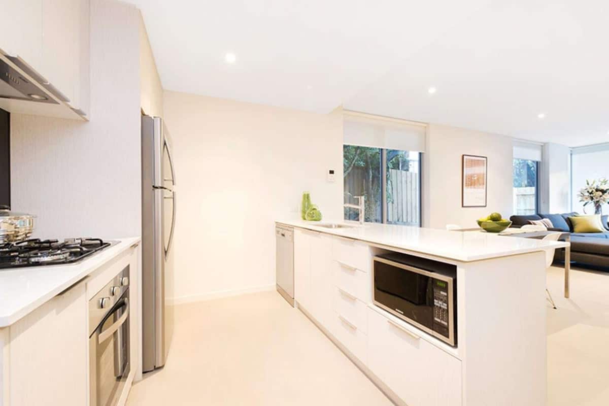 fridge, microwave, coffee/tea maker