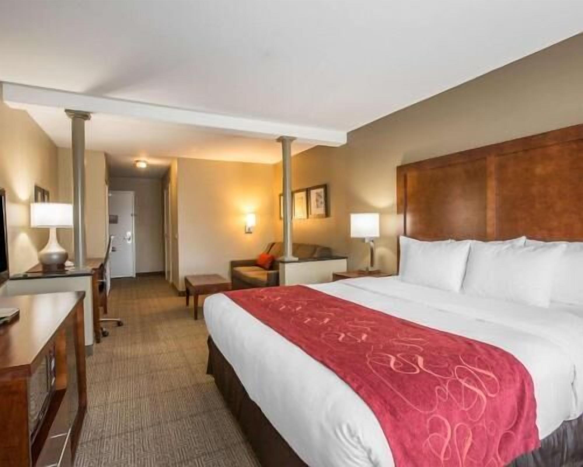 Premium bedding, desk, blackout drapes, iron/ironing board