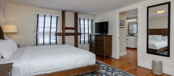 Bristol Harbor Inn