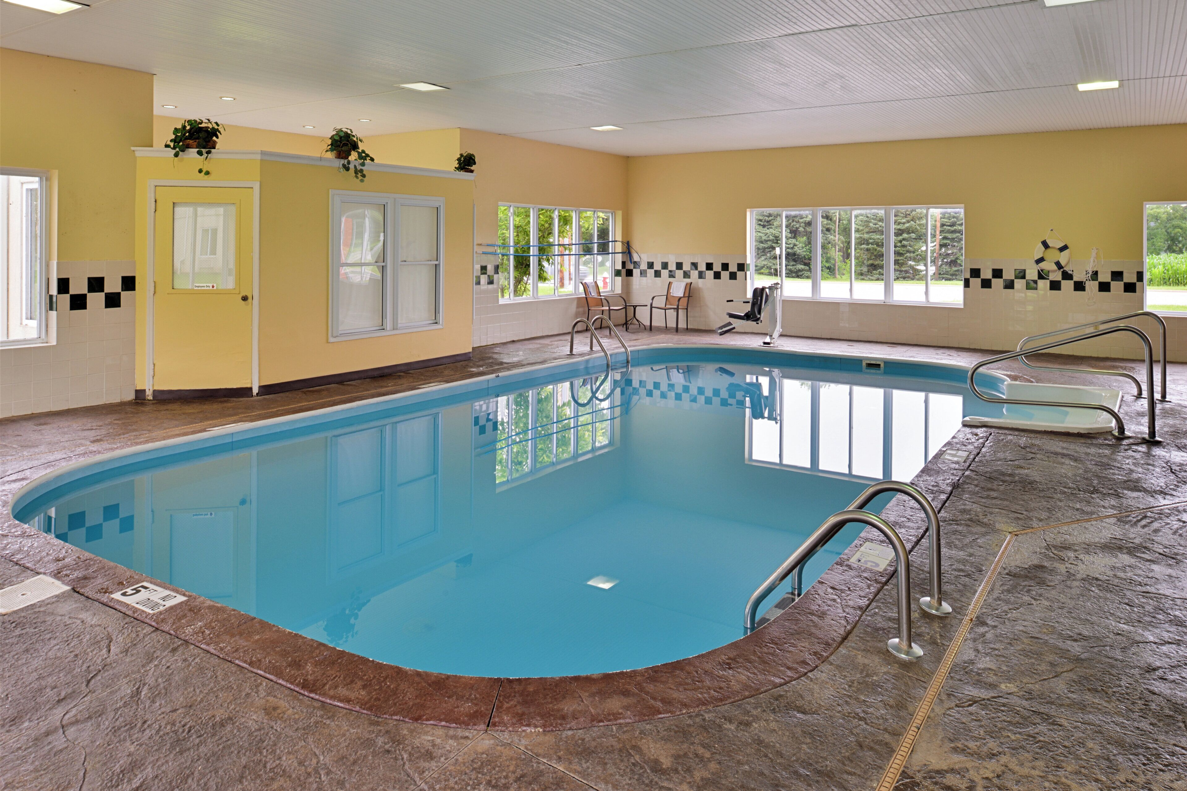Piscine couverte