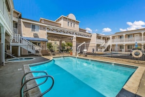 Outdoor pool, pool umbrellas, sun loungers