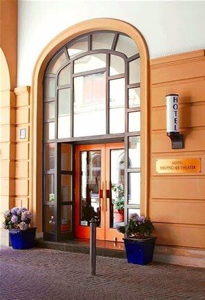 Entrada de la propiedad