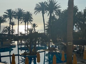 Indoor pool, 2 outdoor pools, pool umbrellas, sun loungers - Eden Star Resort (Zarzis)