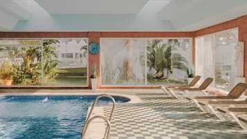 Piscine couverte