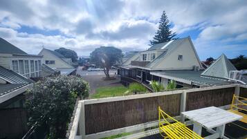 Family Studio Suite | Terrace/patio