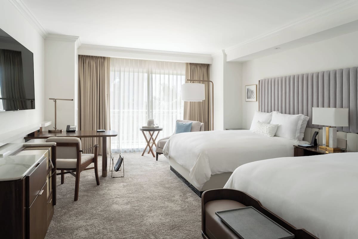 1 bedroom, premium bedding, down comforters, minibar