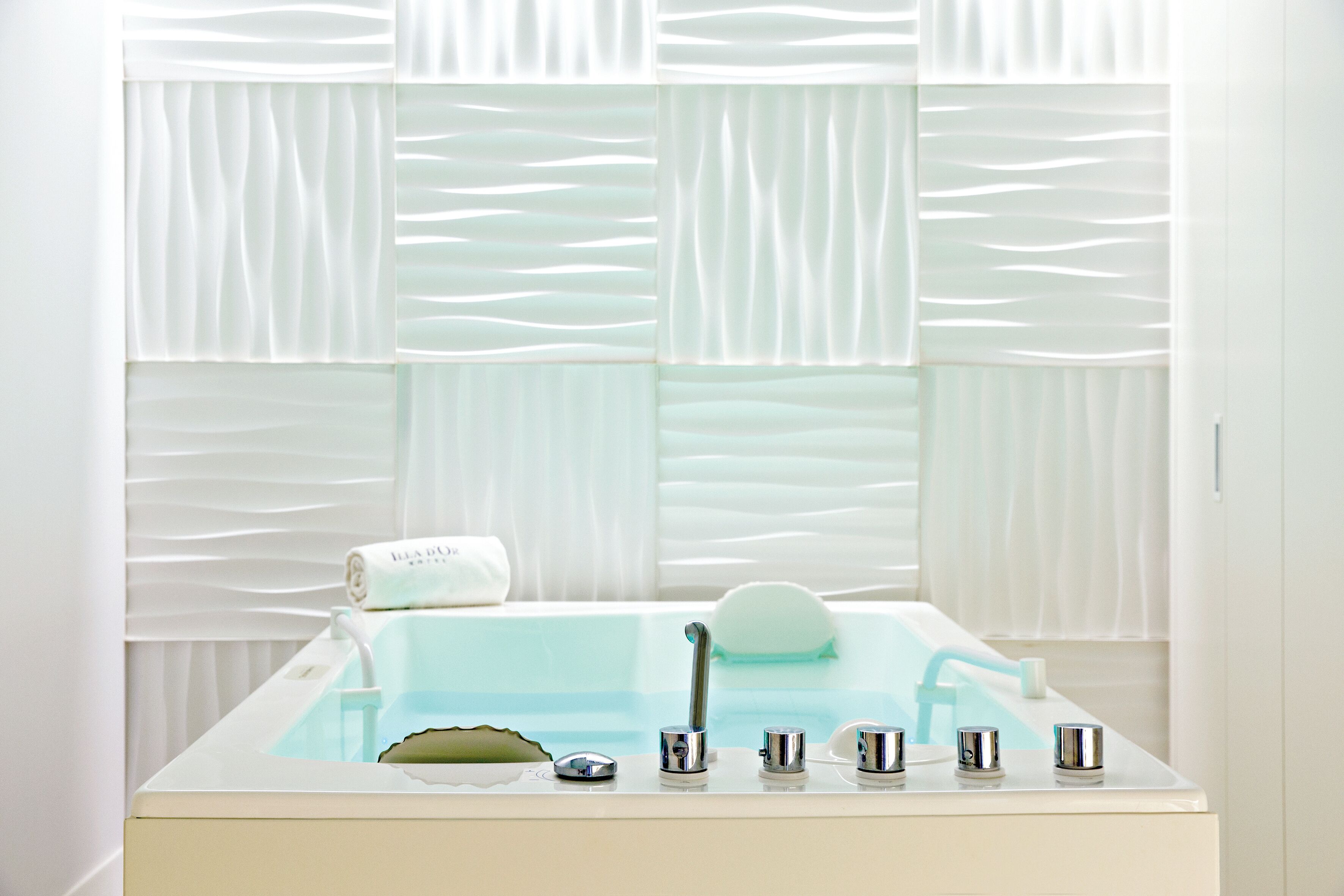 body treatments, facials