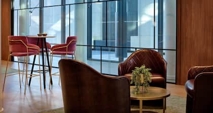 The Westminster London, Curio Collection by Hilton