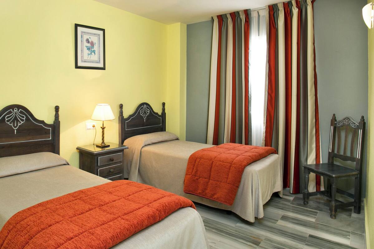 In-room safe, desk, soundproofing, iron/ironing board (on request)