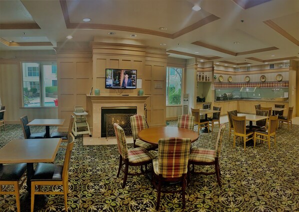 Free daily on-the-go breakfast - Sonesta ES Suites Dallas Park Central (Dallas)