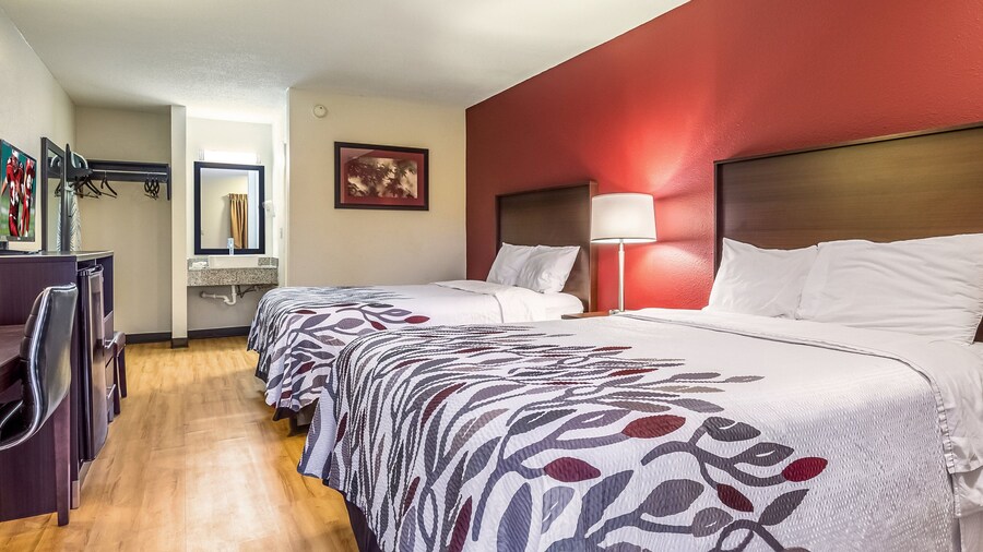 Red Roof Inn Scottsburg