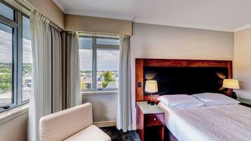 Premium tweepersoonskamer, 1 kingsize bed | 1 slaapkamer, een minibar, een laptopwerkplek