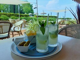 Bar (en la propiedad)