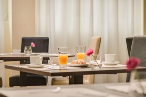 Daily buffet breakfast (EUR 15 per person)