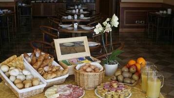 Inbegriffenes FrĂŒhstĂŒcksbuffet