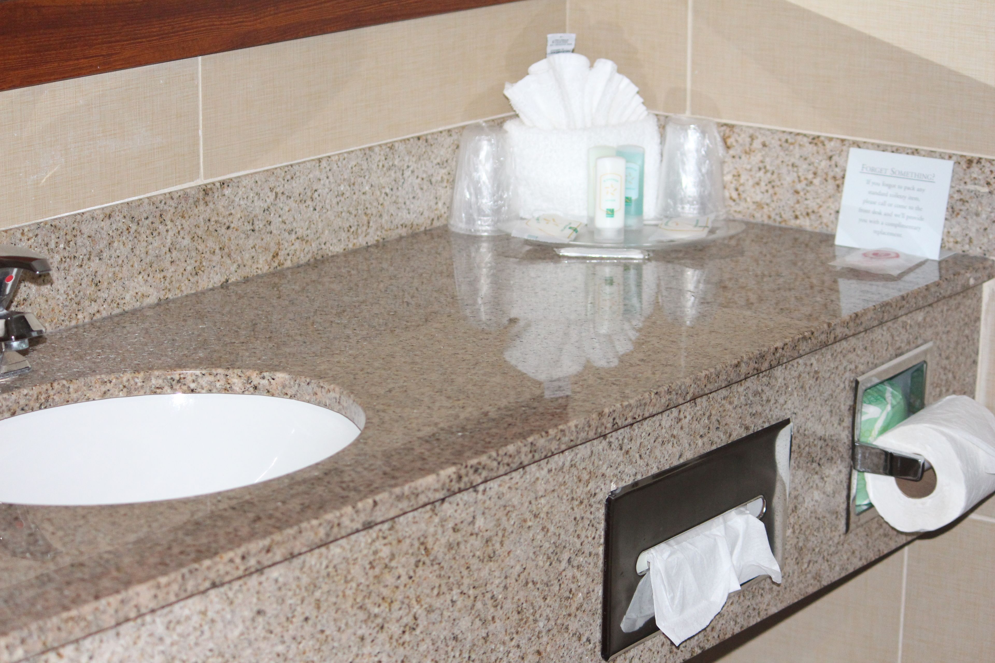 Photo - Quality Suites NYC Gateway