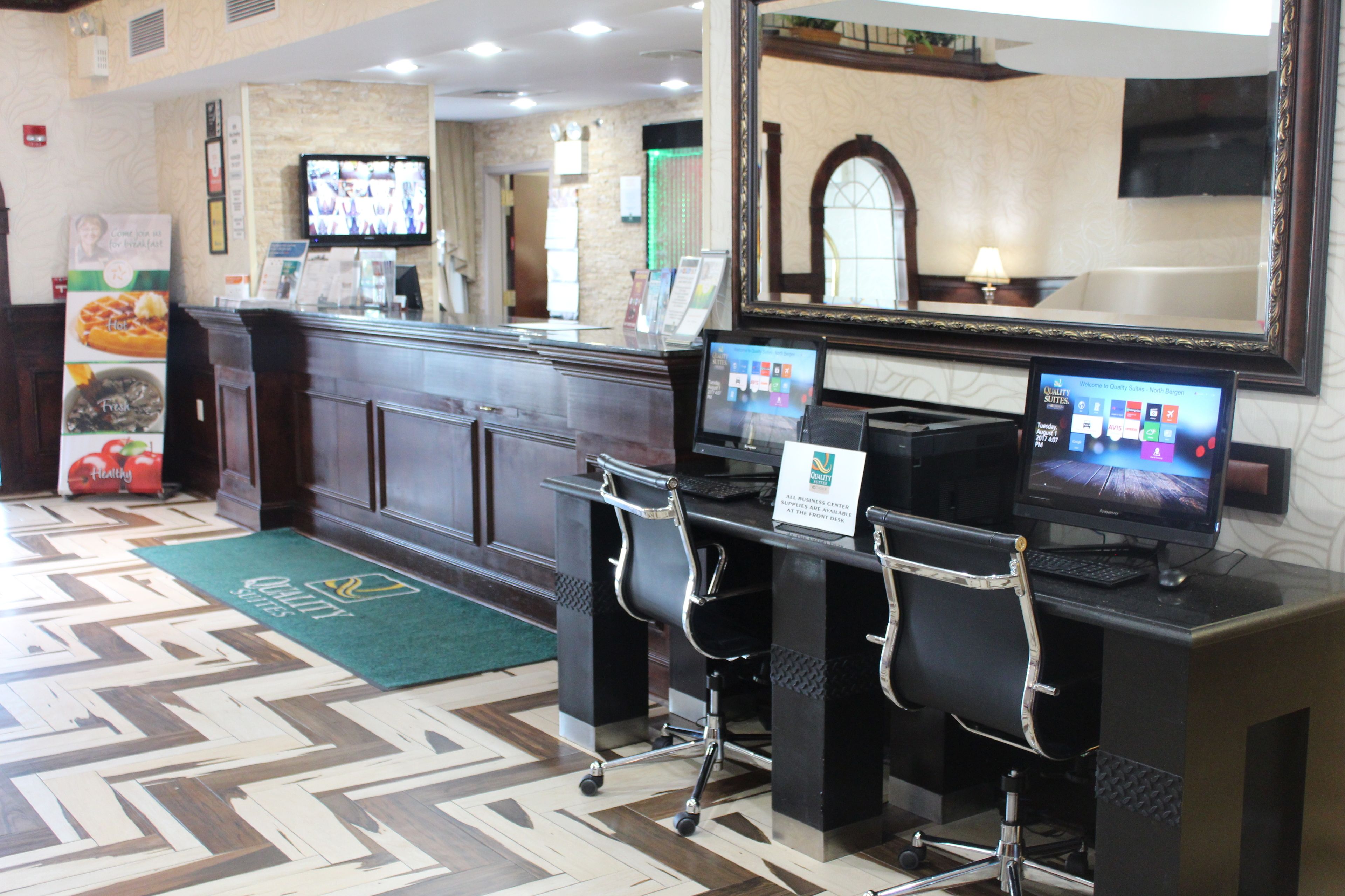 Photo - Quality Suites NYC Gateway