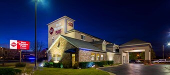 เบสท์เวสเทิร์นพลัส ทุลซา อินน์แอนด์สวีทส์