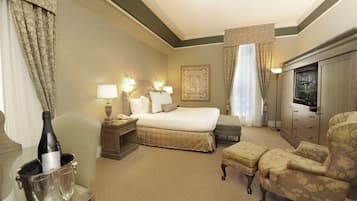 Suite Premium, 1 cama de matrimonio grande con sofá cama | 1 dormitorio, sábanas de algodón egipcio, ropa de cama de alta calidad